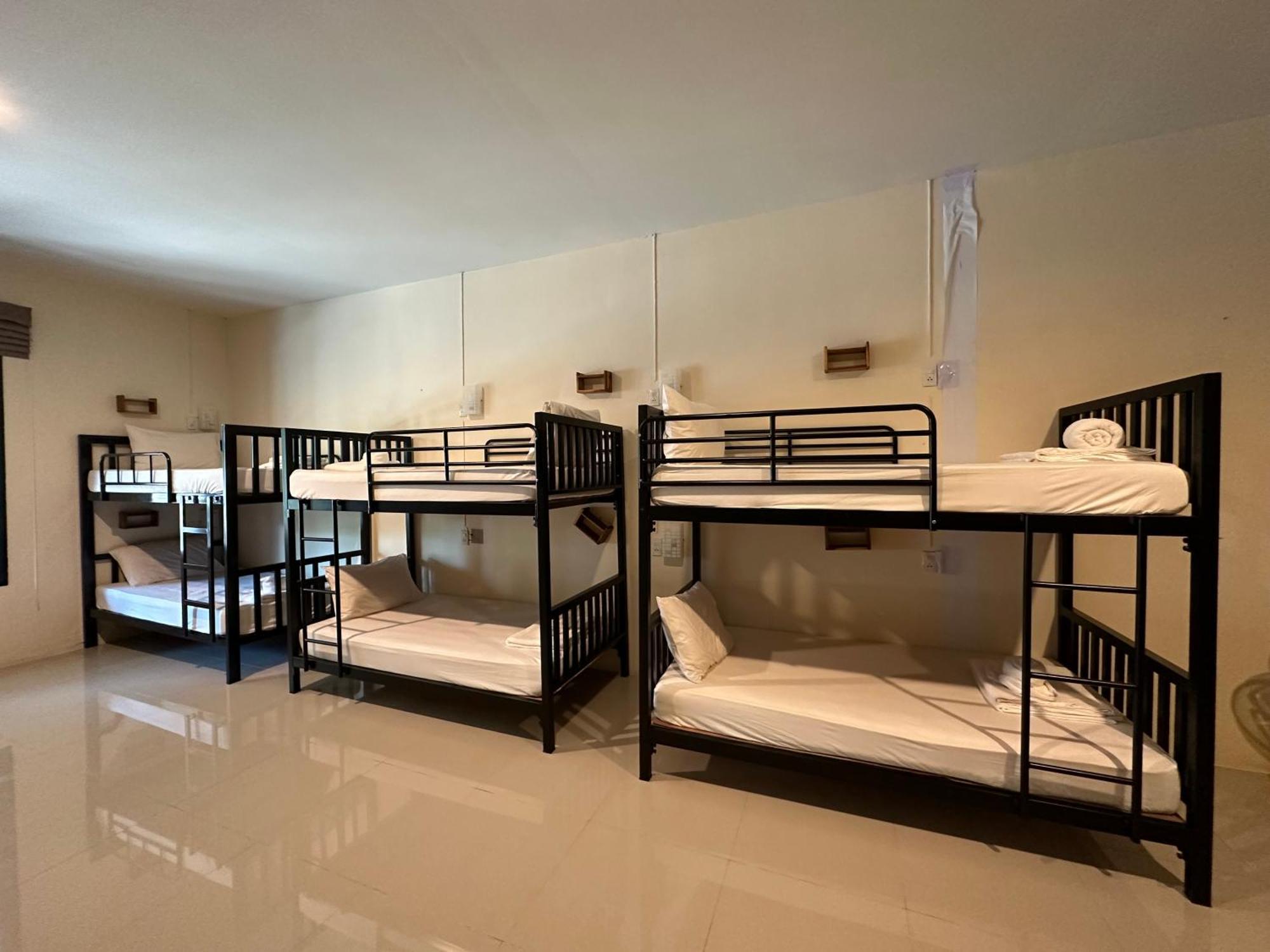 Koh Jum Bungalow & Hostel Buitenkant foto