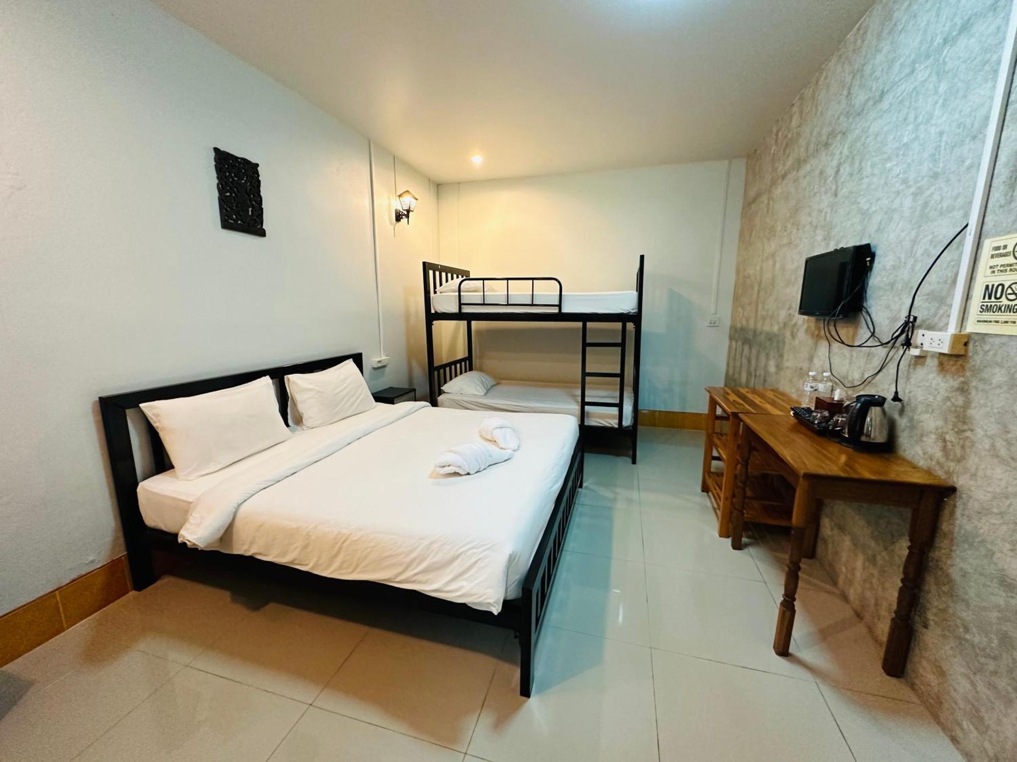 Koh Jum Bungalow & Hostel Buitenkant foto